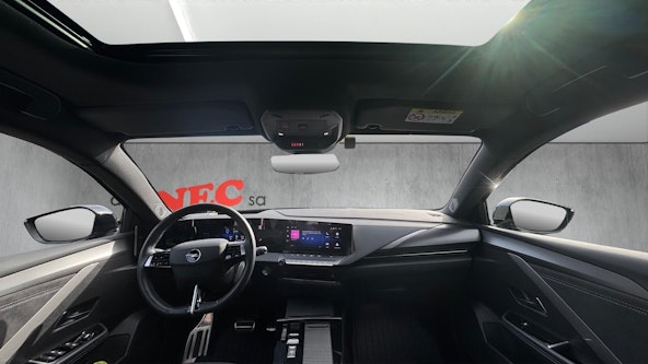 Vehicle image 6 Vehicle image 6