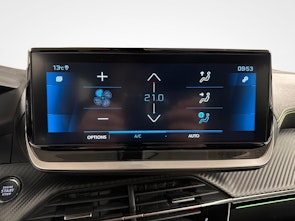 Fahrzeugbild PEUGEOT 2008 1.2 PureTech 155 GT