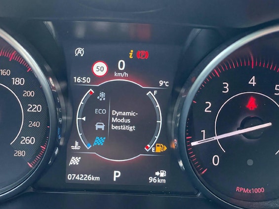 Vehicle image 4 Vehicle image 4