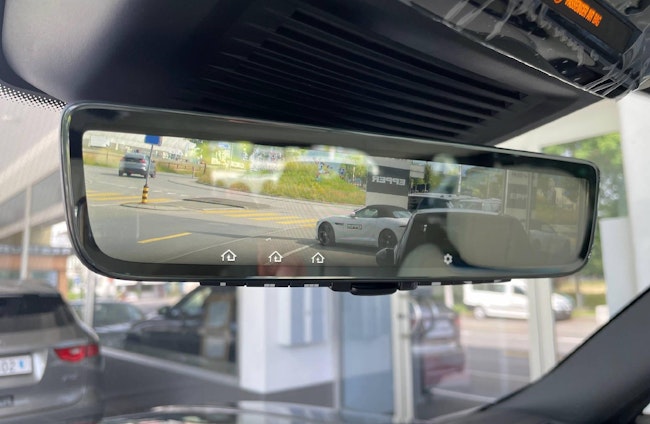 Vehicle image 24 Vehicle image 24