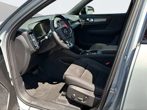 Volvo XC40 2.0 B4 MH Black Edition