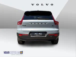Volvo XC40 2.0 B4 MH Black Edition
