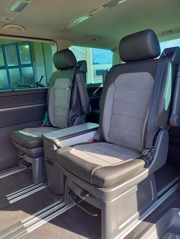 VW T6.1 Multivan 2.0 TDI 199 Highline DSG 4m