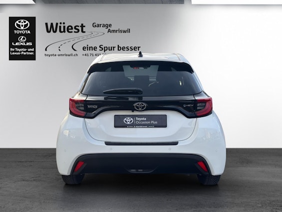 Vehicle image 3 Vehicle image 3