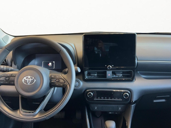 Vehicle image TOYOTA YARIS