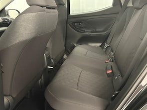 Vehicle image TOYOTA Yaris 1.5 VVT-i HSD Trend