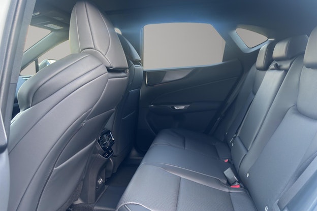 Vehicle image 7 Vehicle image 7