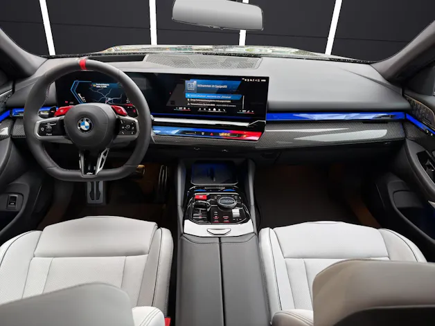 BMW M5 xDrive Touring