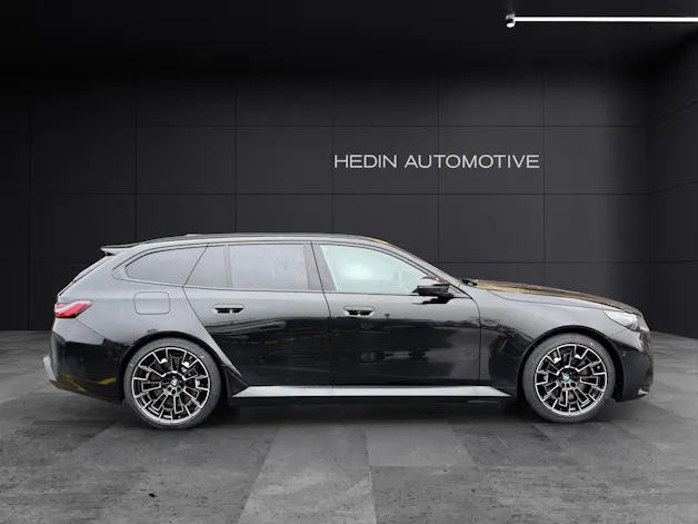 BMW M5 xDrive Touring