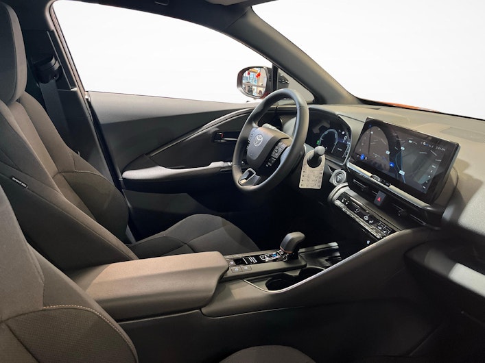 Vehicle image TOYOTA C-HR