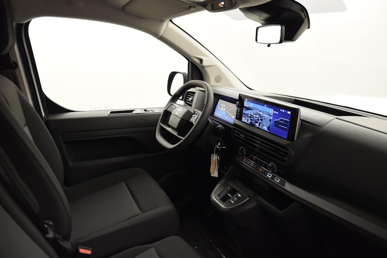 Vehicle image TOYOTA PROACE