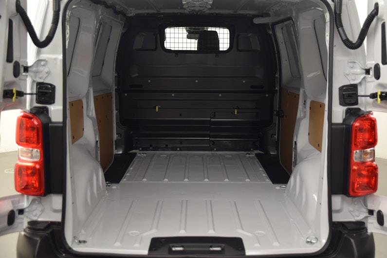 Vehicle image TOYOTA PROACE