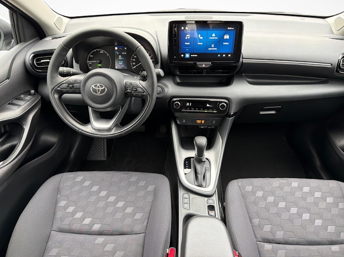 Vehicle image TOYOTA YARIS