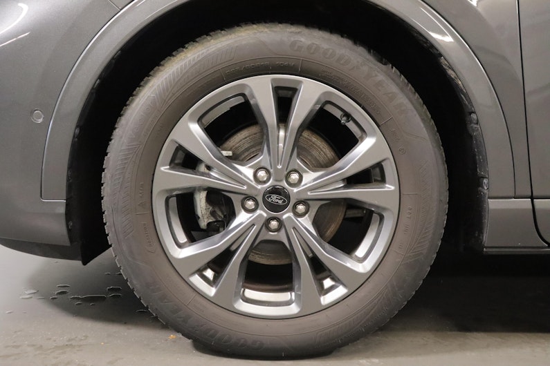 Vehicle image FORD KUGA