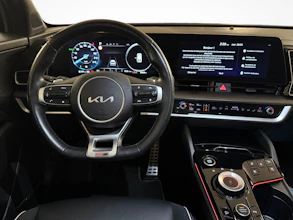 https://vehicle.imgix.net/4082217/1fde1b99-0947-4b6c-a009-e467616e6afc.jpg