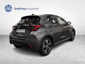 Vehicle image TOYOTA Yaris 1.5 VVT-i HSD Trend