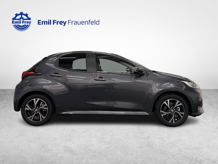 Vehicle image TOYOTA YARIS