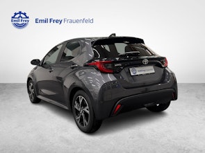 Vehicle image TOYOTA Yaris 1.5 VVT-i HSD Trend