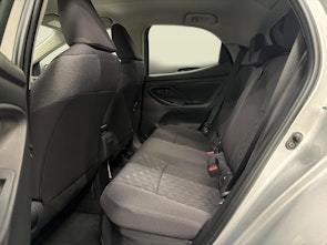 Vehicle image TOYOTA Yaris 1.5 VVT-i HSD Trend