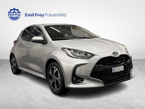 Vehicle image TOYOTA Yaris 1.5 VVT-i HSD Trend