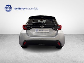 Vehicle image TOYOTA Yaris 1.5 VVT-i HSD Trend