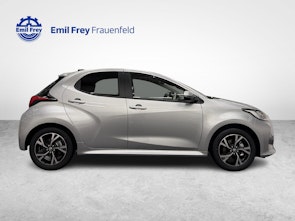 Vehicle image TOYOTA Yaris 1.5 VVT-i HSD Trend