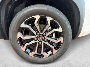 Vehicle image TOYOTA Yaris Cross 1.5 VVT-i HSD Trend AWD-i