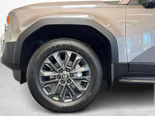 Toyota Land Cruiser 2.8 D 48V Invincible