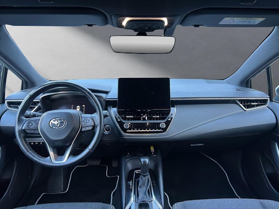 Vehicle image 3 Vehicle image 3