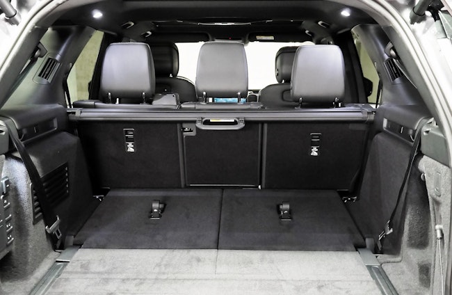 Vehicle image 17 Vehicle image 17