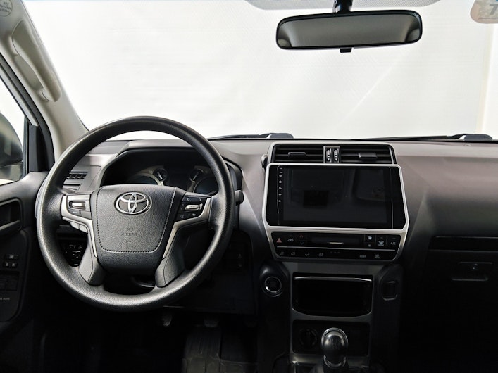 Vehicle image TOYOTA LANDCRUISER