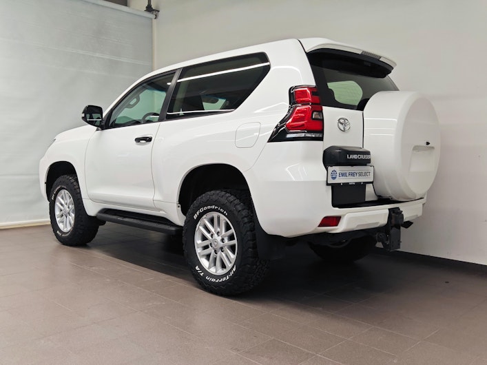 Vehicle image TOYOTA LANDCRUISER