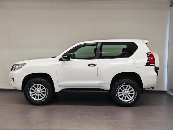 Vehicle image TOYOTA LANDCRUISER