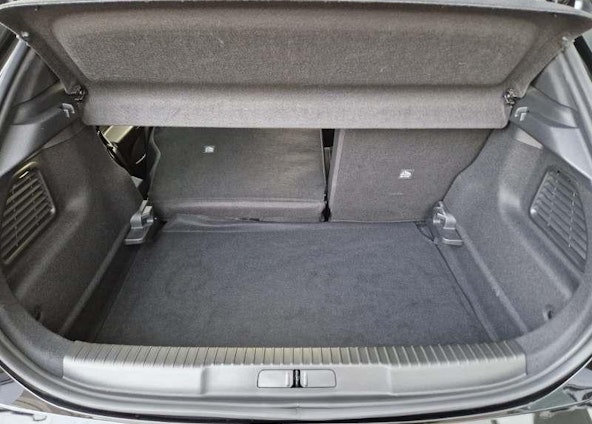 Vehicle image 13 Vehicle image 13