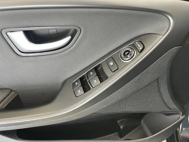 Hyundai i30 1.6 Turbo Vertex