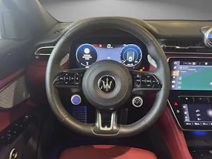 Maserati Grecale 2.0 Hybrid Modena