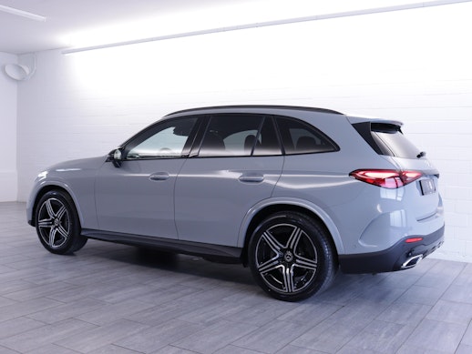 MERCEDES-BENZ GLC 220 d AMG Line 4matic 2