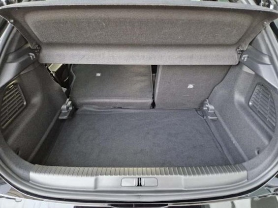 Vehicle image 13 Vehicle image 13