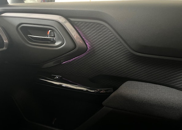 Vehicle image 18 Vehicle image 18