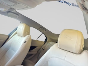 Vehicle image JAGUAR I-Pace EV400 HSE AWD mit Anhängerkupplung und Luftfederung