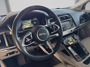 Vehicle image JAGUAR I-Pace EV400 HSE AWD mit Anhängerkupplung und Luftfederung