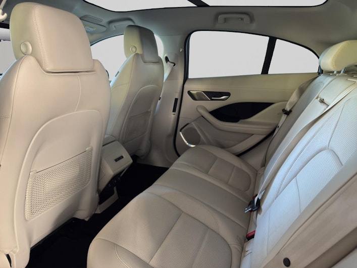 Vehicle image JAGUAR I-PACE