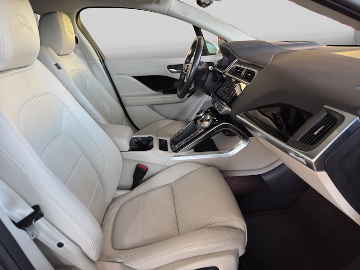 Vehicle image JAGUAR I-PACE