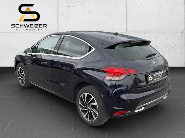 DS Automobiles AUTOMOBILES DS 4 Crossback 1.2 Pure Tech SO Chic
