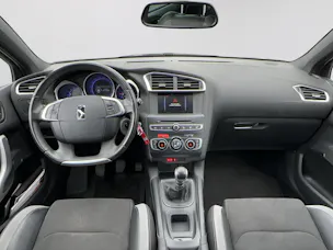 DS Automobiles AUTOMOBILES DS 4 Crossback 1.2 Pure Tech SO Chic