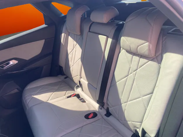 DS Automobiles AUTOMOBILES DS 7 Crossback E-Tense 300 SO Chic
