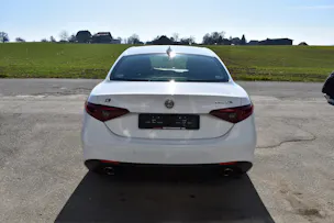 Alfa Romeo Giulia 2.2 D Q4 210 Veloce