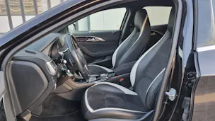 Infiniti Q30 2.0t Sport AWD DCT