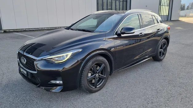 Infiniti Q30 2.0t Sport AWD DCT