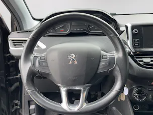 Peugeot 2008 1.2 PureTech Active EAT6